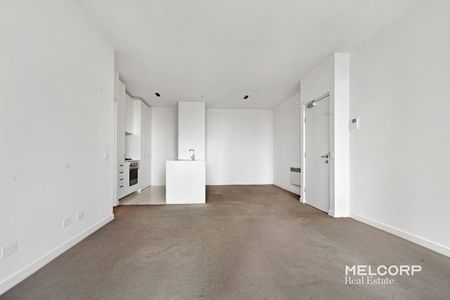 MODERN UNFURNISHED APARTMENT WITH STUNNING CBD VIEWS - Photo 2