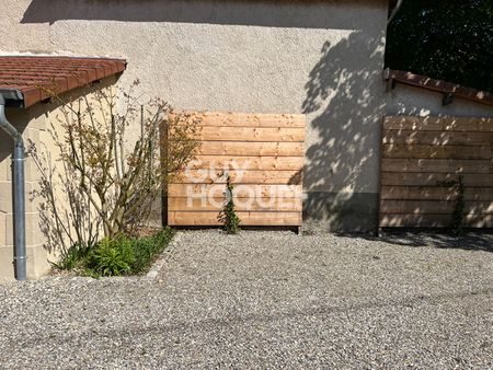 À louer à Cheyssieu ? Maison contemporaine de standing avec jardin - Photo 4