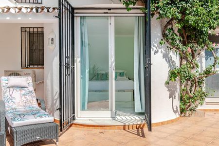 Alquiler Villa en Milla De Oro, Marbella - Foto 2