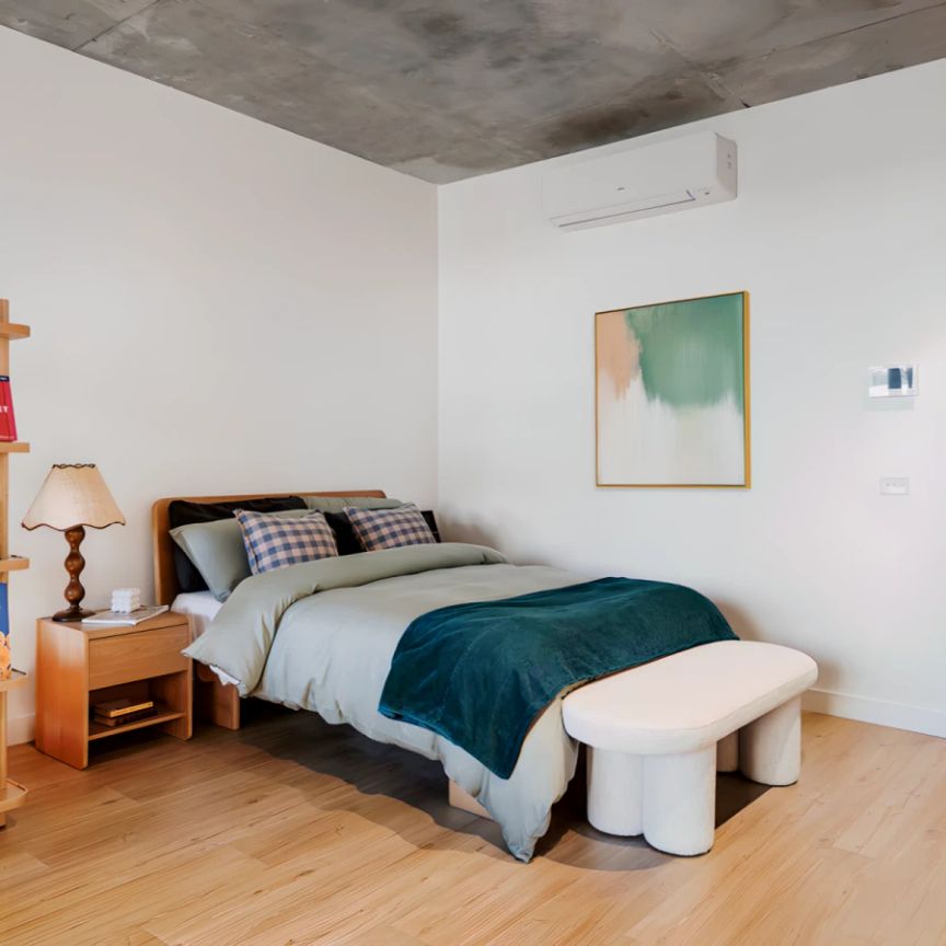 Studio (Furnished) - Photo 1