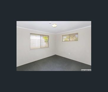 SHORT WALK TO SCARBOROUGH BEACHES, PARKS & CAFES - Photo 1