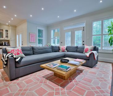 For Lease - 108 Yonge Boulevard, Toronto, Ontario - Photo 3