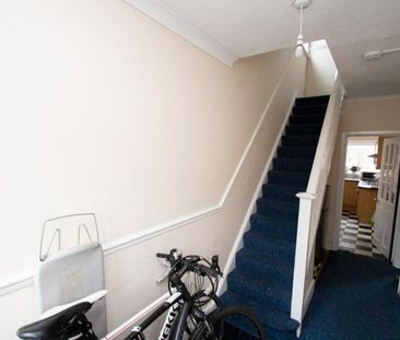 3 Bed Student house on Elmes road - Photo 5
