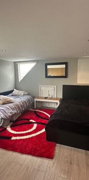 Studio Flat, Mayes Road, N22 - Photo 1