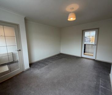 2 bedroom house to rent - Photo 2