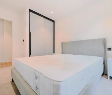 1 Bedroom 1 Bathroom Flat 501 - Photo 2