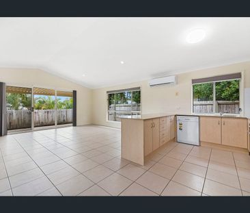 Comfortable Family Living in a Convenient Ormeau Location - Photo 6
