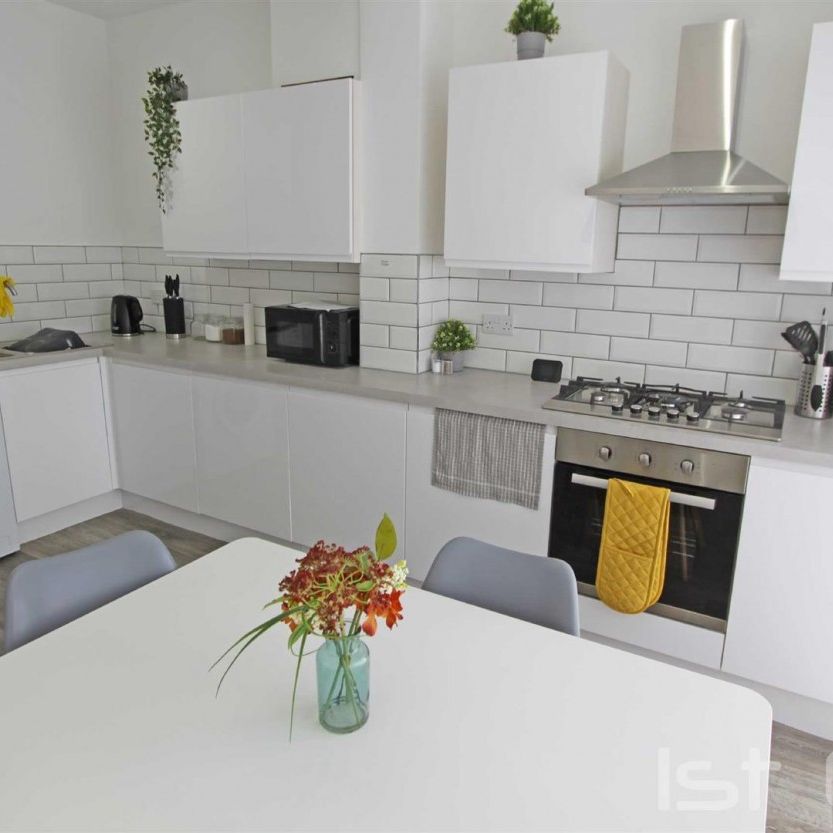 Honiton Road, Southend On Sea - Photo 1