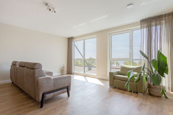 Appartement te huur: Zeeduinweg 394 1361 BG Almere - Foto 1