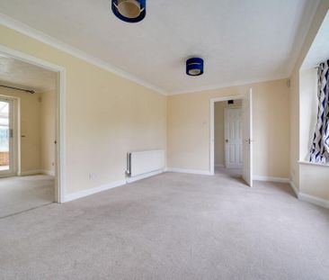 4 bedroom detached house to rent - Photo 1