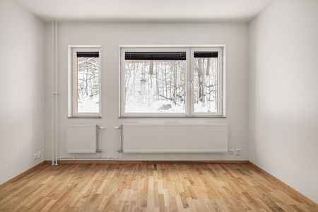 Bergfotsvägen, Tumba - Foto 2