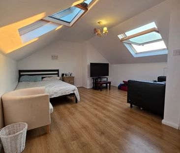 Room in a Shared House, Goodmayes Lane, IG3 - Photo 1