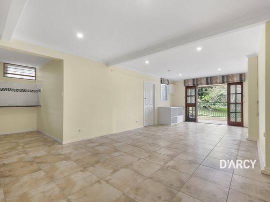 18 ANDERSON AV - Photo 1