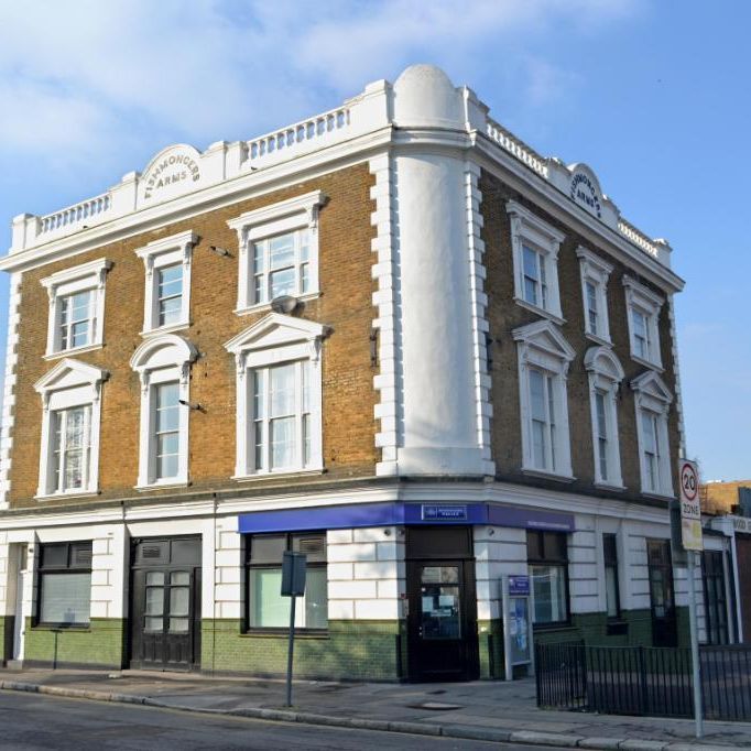 1 bedroom flat to rent - Photo 1