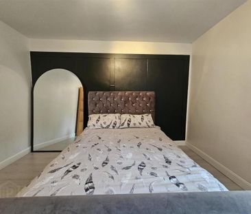 4 Glenfearna Gardens, Belfast, BT17 0YB - Photo 4