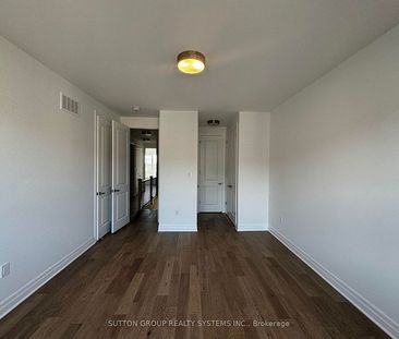 For Lease - 1232 Wheat Boom Drive, Oakville, Ontario - Photo 2