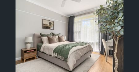 Mid Century Updated and Bright - 3 Bdrm ~ 1 Bath ~ Polished Floorboards and Large yard - Photo 3