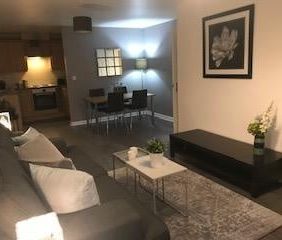 2 Bed Flat, Malcolm Place, RG1 - Photo 1