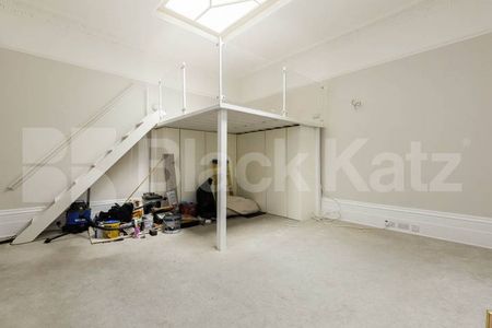 Stunning studio with a mezzanine level sleeping area mins to tube and hyde park - Photo 4