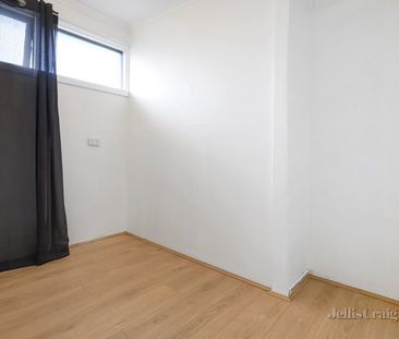 22 Baxter Avenue, Chelsea - Photo 2