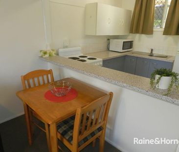 FULLY FURNISHED 1 BEDROOM UNIT - Photo 3