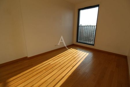 Appartement 4 pièces - 21000 Dijon Loyer : 932 € / mois CC - Photo 3