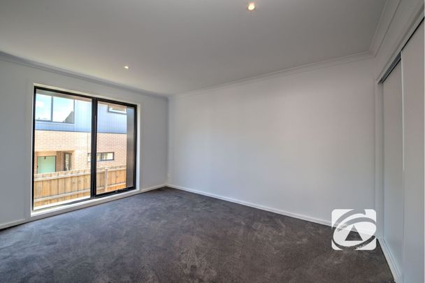 TOWNHOUSE IN BERWICK'S EXCLUSIVE HARK - Photo 1