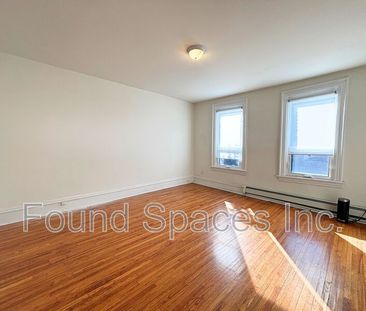 $1,899 / 2 br / 1 ba / 328 James st N unit 2 - Photo 5
