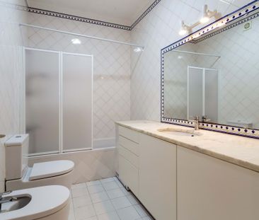 T1 Equipped with Garage - Estoril - Photo 6