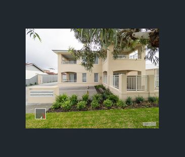 Fabulous, Riverside Location - Photo 5