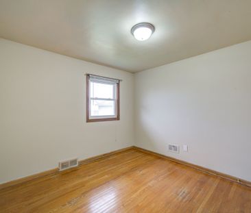 For Lease - 58 Broderick Avenue, Thorold, Ontario - Photo 4