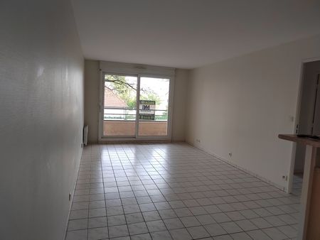 Location Appartement 2 pièces 47m² ORLEANS 45100 - Photo 3