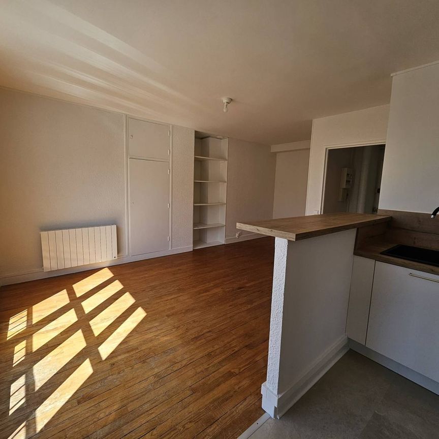 A louer bel appartement F1 au coeur du HAVRE (76) - Photo 1