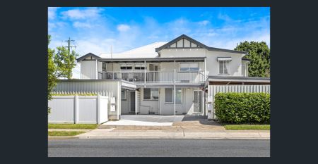 AIR-CONDITIONING TO BEDROOM... GAS-COOKTOP... TILED THROUGH-OUT... PET FRIENDLY... PRIVATE COURTYARD – YARD MAINTENANCE INCLUDED. - Photo 3