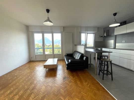 LOCATION : appartement de 2 pièces (47 m²) à GRENOBLE - Photo 1