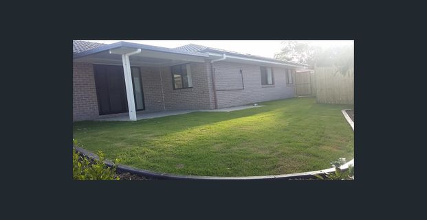 Whisper quiet location - Modern open design home - Photo 1