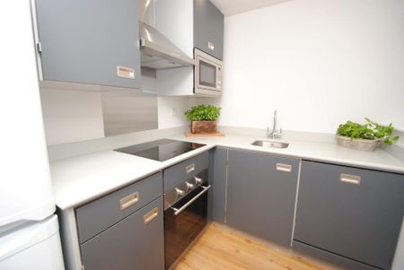 3 Bed Flat, Bristol, BS1 - Photo 5