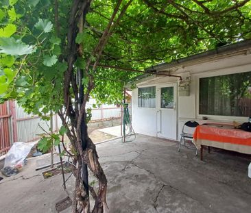 3 camere la curte - centrala termica - Baicului - str. Fraul - Fotografie 4