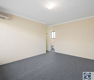 Spacious home close to beautiful Lake Gwelup HOME OPEN SATURDAY 06 ... - Photo 6