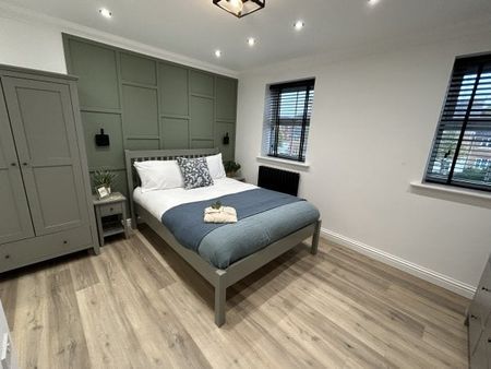 Flying Dutchman Way, Daventry, NN11 - Photo 2