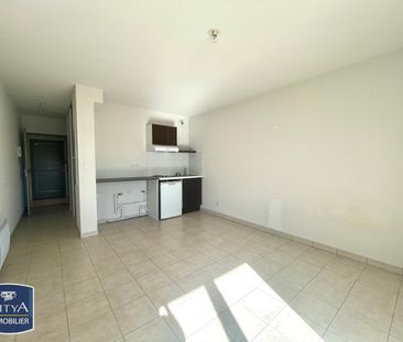 Location Appartement 1 pièce 25m² BEZIERS 34500 - Photo 2