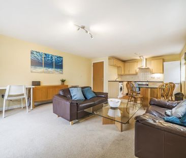 2 bedroom apartment to rent - Photo 3