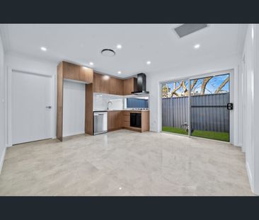 Brand New 2 Bedroom Granny Flat !! - Photo 2