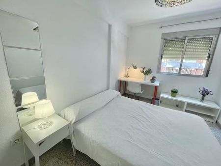 Avenida Santa Cecilia, Sevilla, Andalusia 41010 - Photo 3