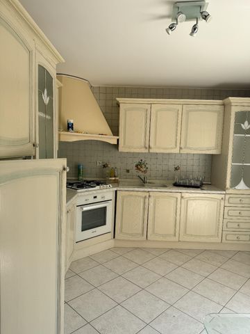 Location Maison 7 pièces 161m² L AIGLE 61300 - Photo 4