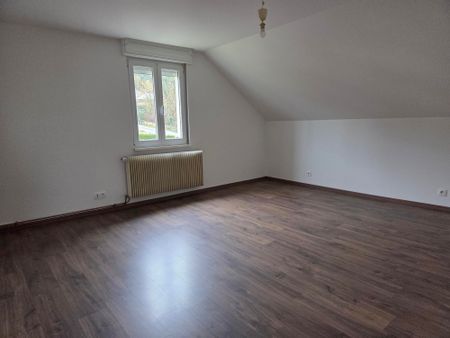 Location Maison 127.65 M² HIRSINGUE 1 100 € - Photo 2