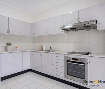 Renovated 3-Bedroom Home in Ultra-Convenient Location - Photo 4