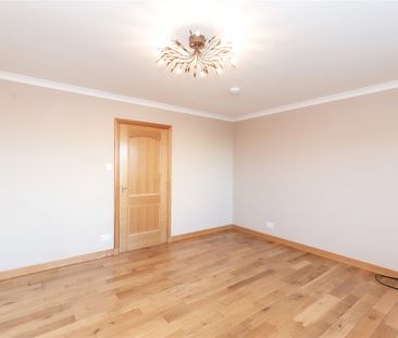 4 bedroom detached house to rent - Photo 5