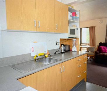 House close to university - Photo 1