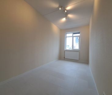 Te huur: Huis Aalscholver in Hendrik-Ido-Ambacht - Photo 2